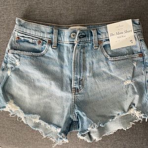 Curve love mom Jean shorts